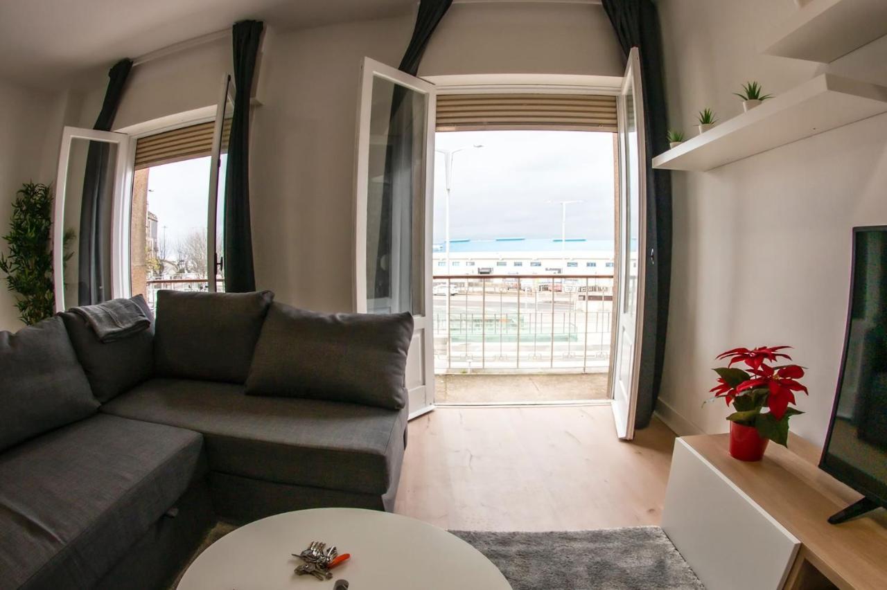 Moderno-Dinamico Vigo Exterior foto